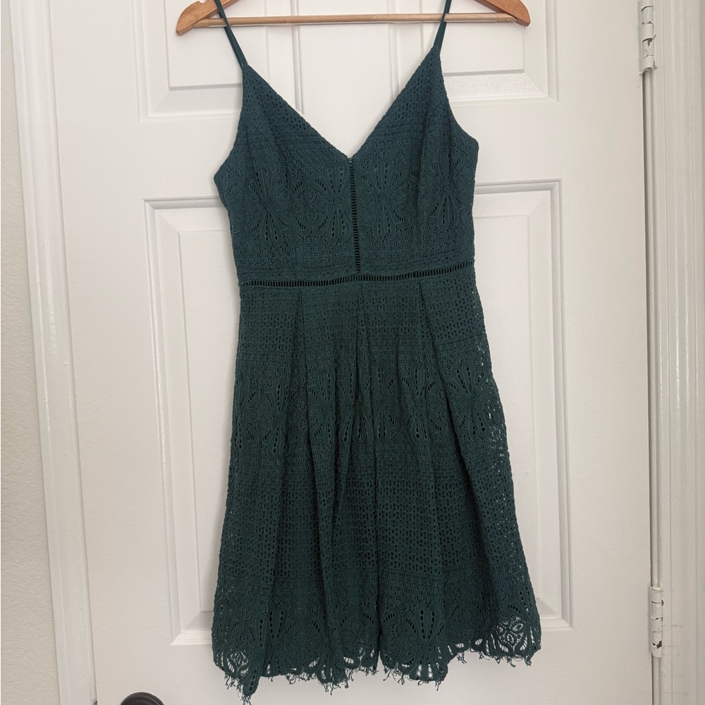 Elegant Green Lace Dress